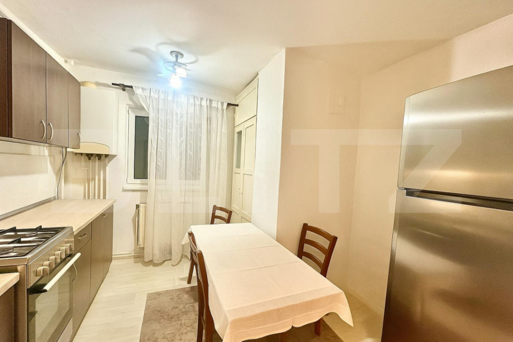 Apartament 2 camere,etajul 2,mobilat,zona Cetate