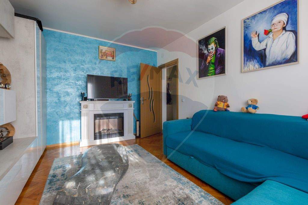 Apartament de vanzare cu 2 camere decomandate, confort 1 ...