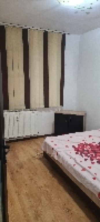 Proprietar apartament 2 camere de închiriat str aleea Emil Racoviță