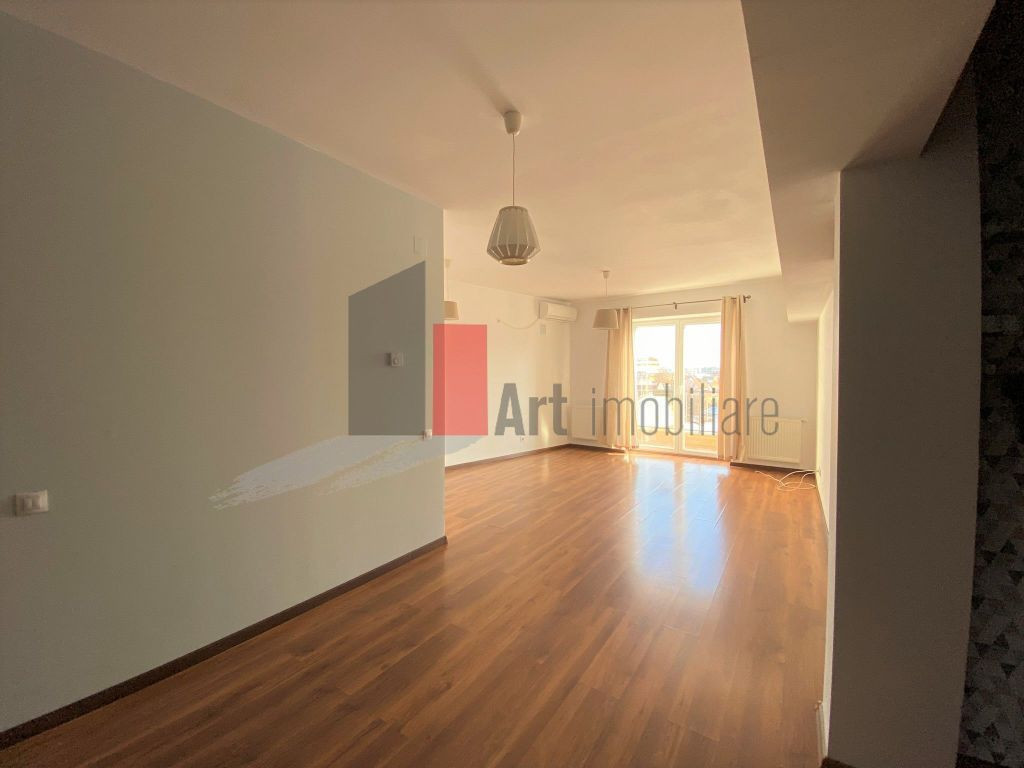Apartament 3 camere, bloc 2015, zona Ultracentrala | Emin...