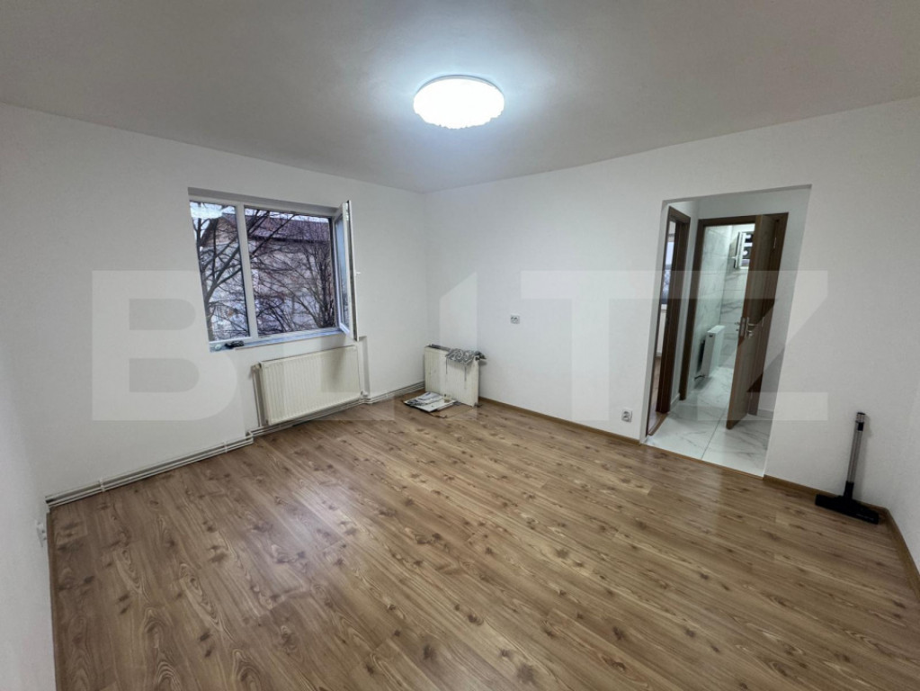 Apartament de vanzare, 50 mp, zona Micro 14