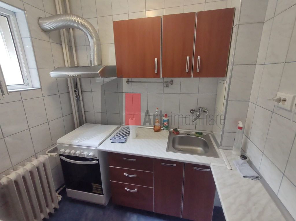 Închiriere apartament 2 camere Apărătorii Patriei
