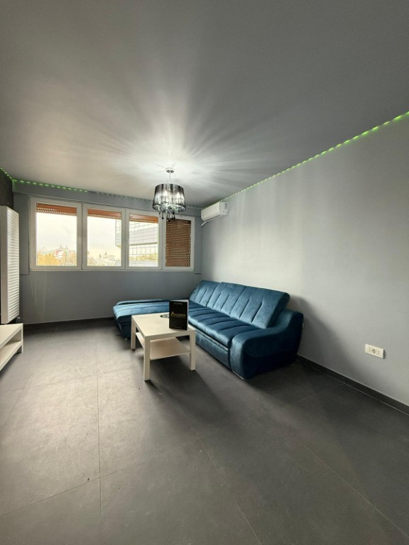 [Eroii Revolutiei] Apartament cu 2 camere, Complet renovat - Mobilat