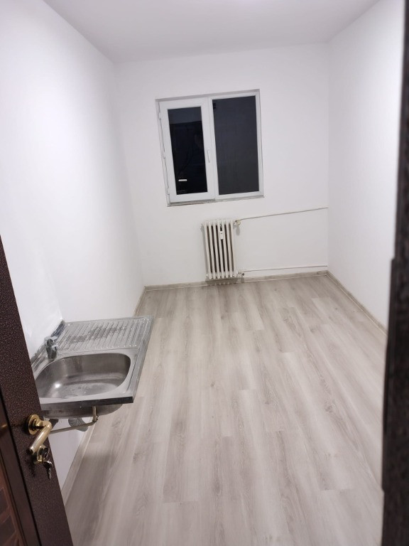 ???? De vânzare – Cameră de cămin, Tudor Vladimirescu – Bucșinescu