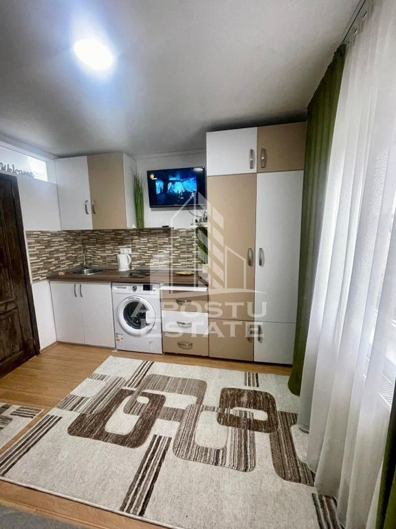 Garsoniera in bloc de apartamente,centrala proprie,zona A...