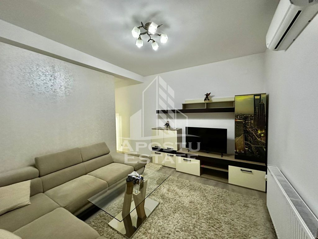 Apartament 2 camere, parter, decomandat,loc de parcare,Giroc