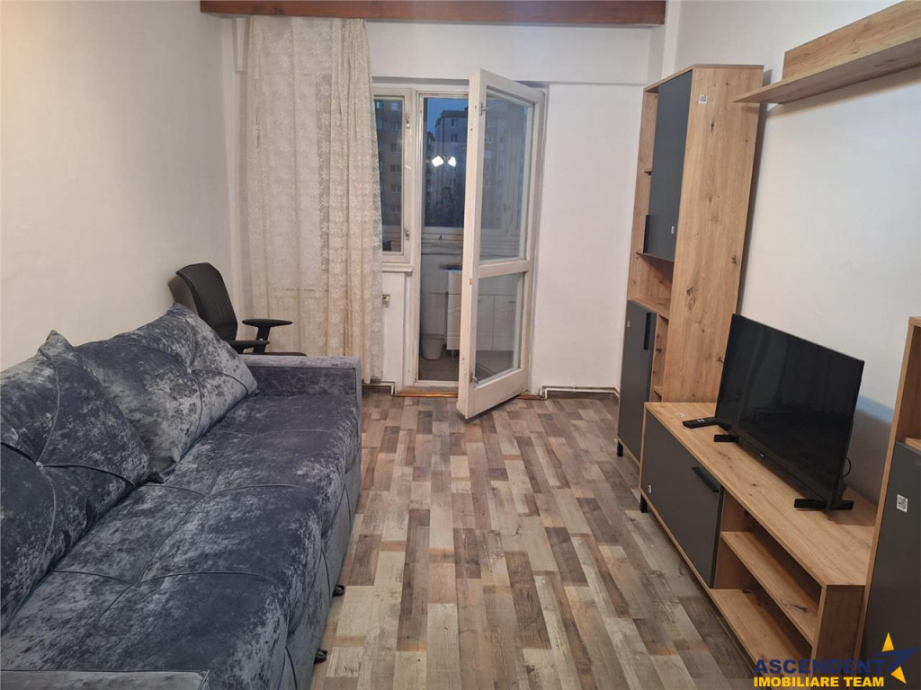 Apartament doua camere, decomandat, Grivitei