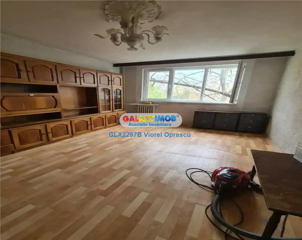 Apartament 2 camere, decomandat, Complex Auchan, Titan