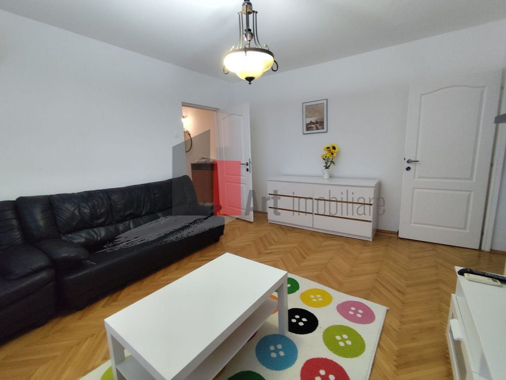 Apartament cu 3 camere de inchiriat in zona Grivitei/Grivita