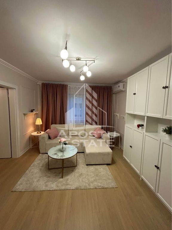 Apartament 2 camere , decomandat, zona Sagului