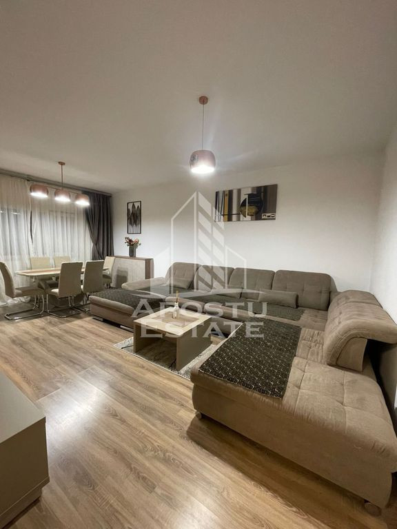 Apartament 3 camere, centrala proprie,loc de parcare, zon...