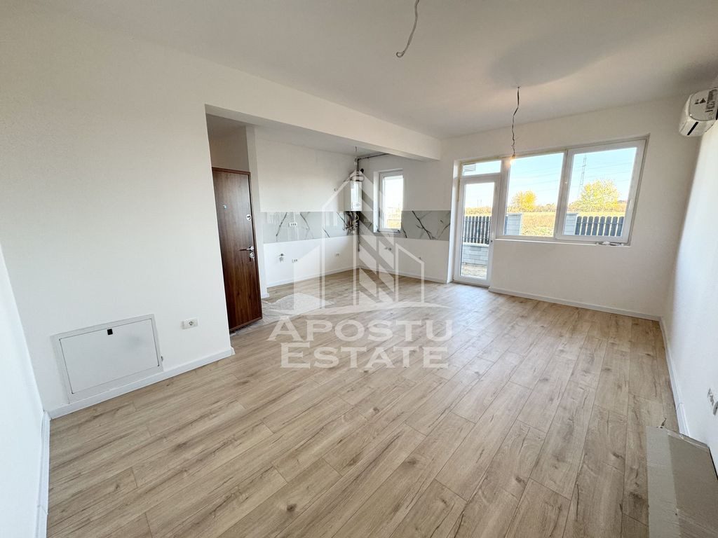 Apartamente cu 3 camere, disponibile imediat, gradina de ...