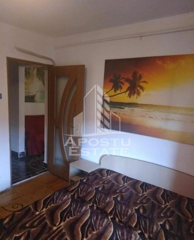 Apartament 3 camere ,semidecomandat ,Lipovei