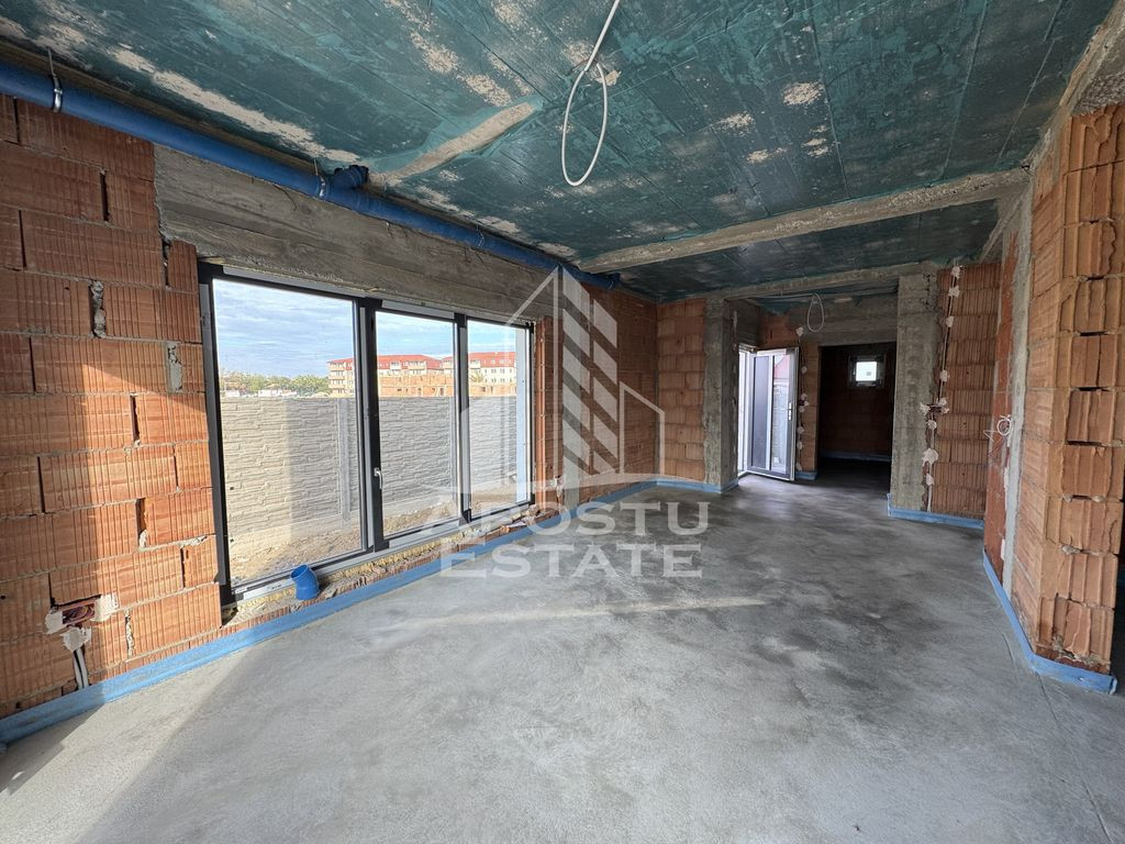 Duplex cu 5 camere si 3 bai, dormitor la parter, finisaje...