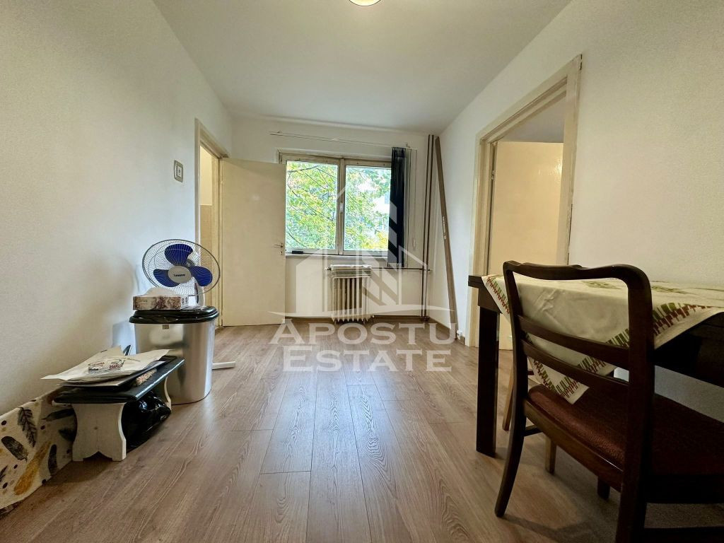 Apartament 2 camere, etajul 1, situat in zona Sagului