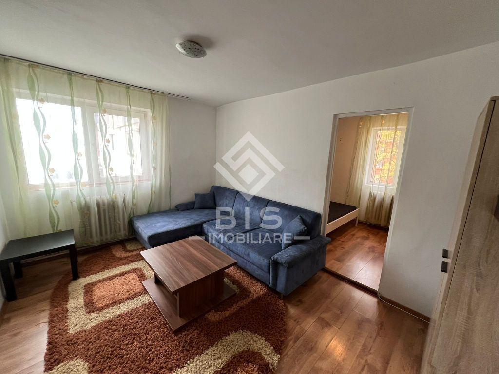 Apartament de inchiriat DECEBAL