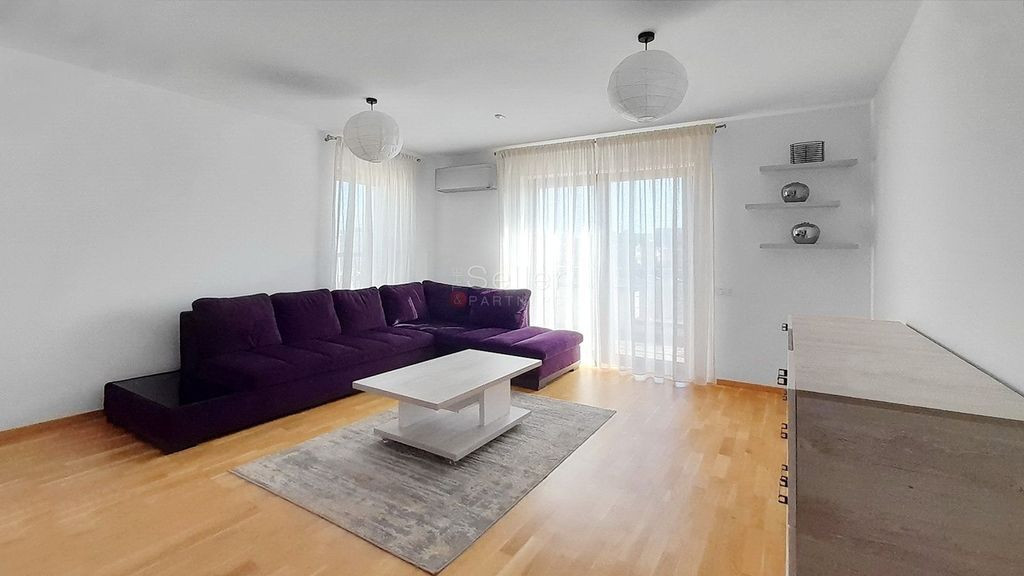 Apartament Insorit- Zona Tractorul