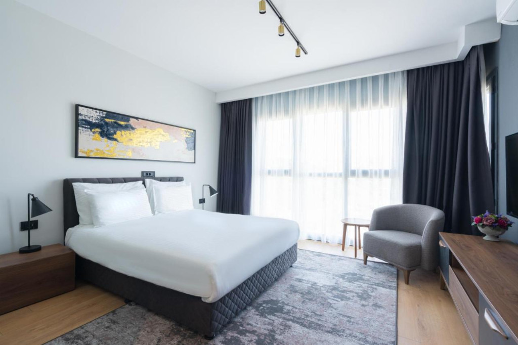 Apartament cu 2 camere de inchiriat in zona Aviatorilor