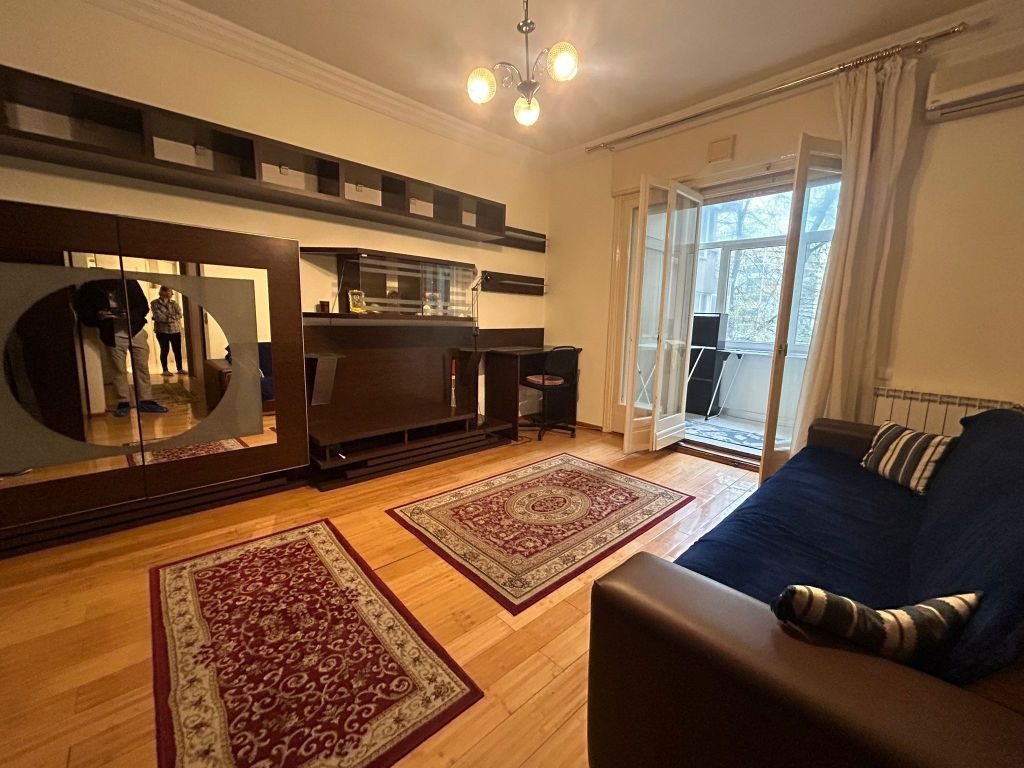 3 Camere Ultracentral 2 minute de Metrou Univestitate