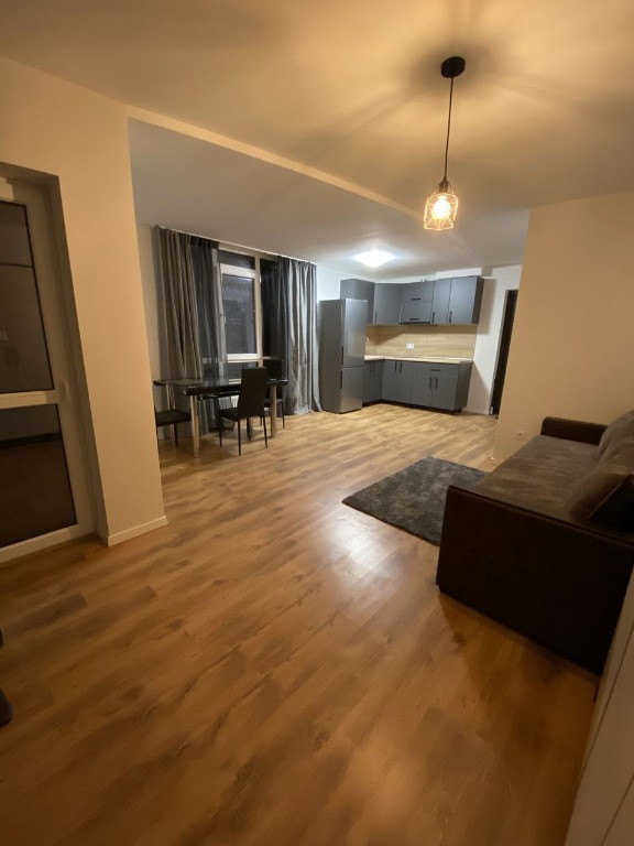 Garsoniera de inchiriat in zona Giulesti