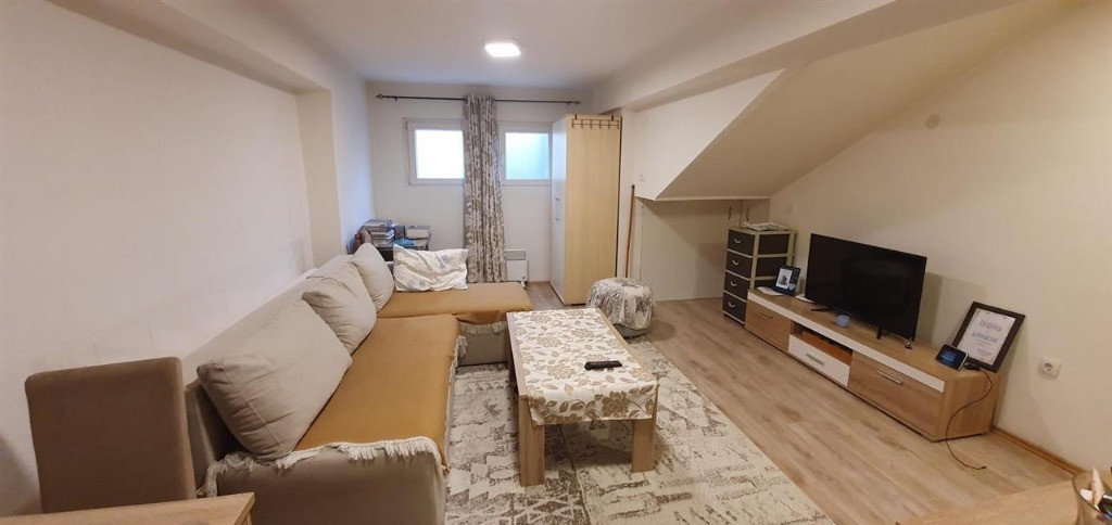 Garsoniera de inchiriat in zona Universitate