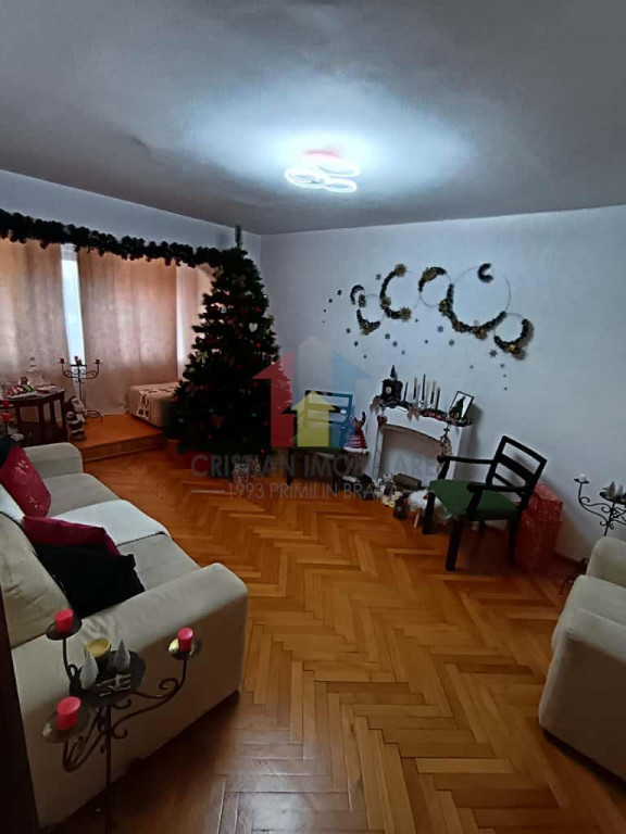 3 cam confort 1 Decomandat 83mp parter cu balcon 14 m, Semim