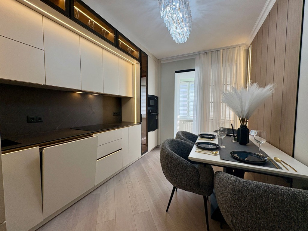 Apartament cu 2 camere de inchiriat zona Stefan Cel Mare