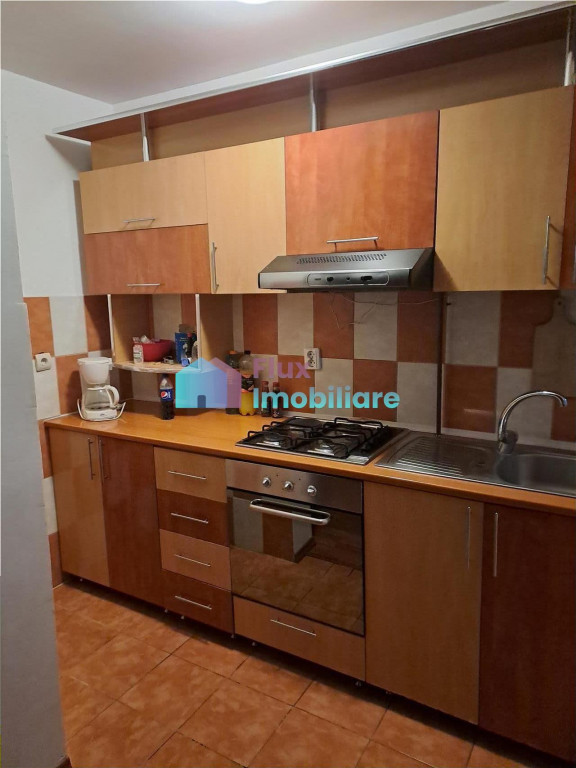 Apartament 2 camere G. Enescu zona pizzeriei Luca