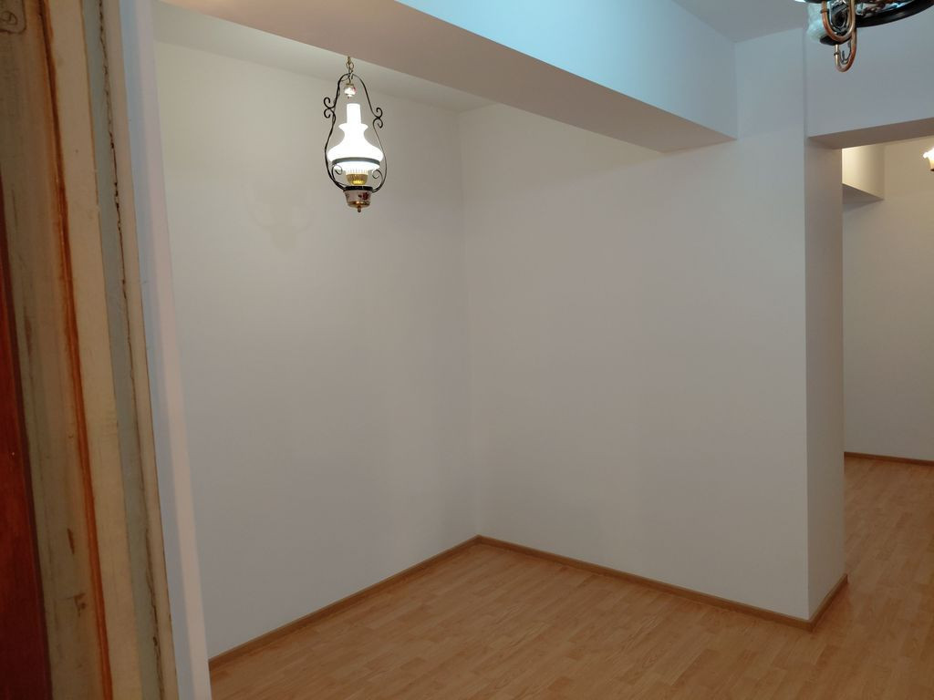 Apartament 2 camere + boxa, Mazepa 2 - direct proprietar