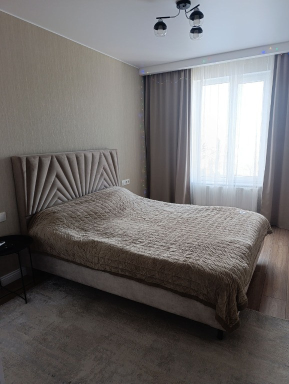 De inchiriat apartament cu 2 camere in zona Aparatorii Patriei