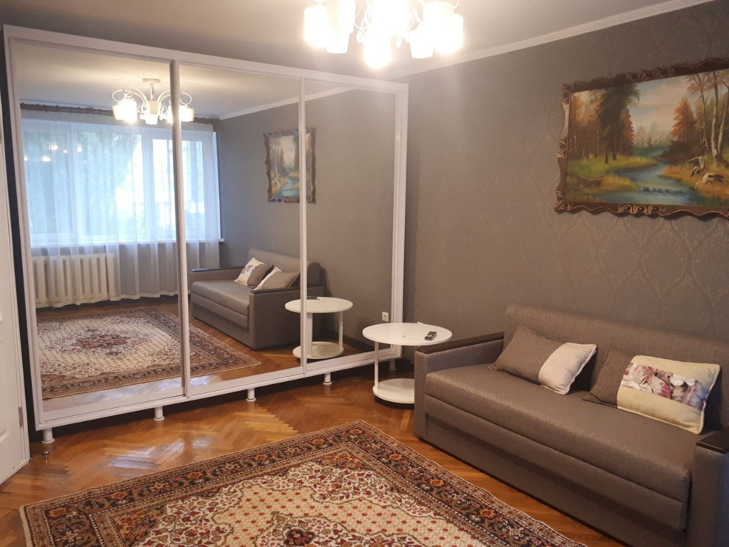 Inchiriere garsoniera in zona Colentina