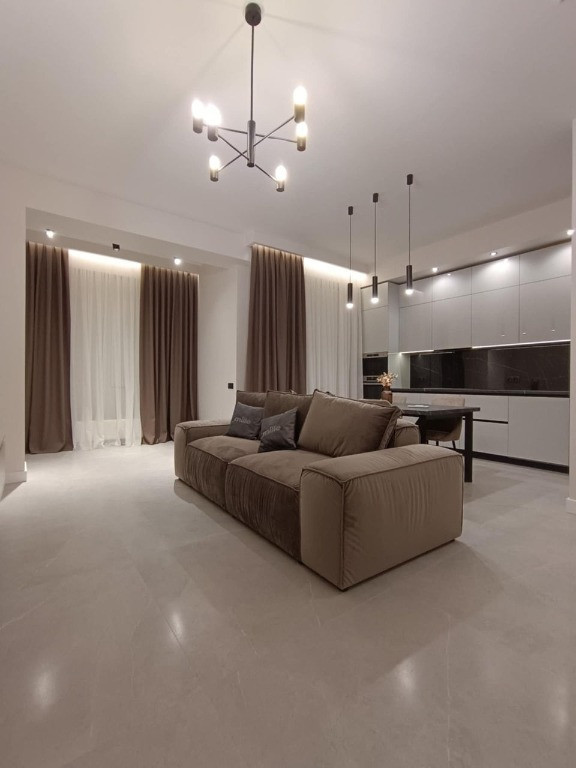 Aparatament cu 2 camere de inchiriat in zona Herastrau