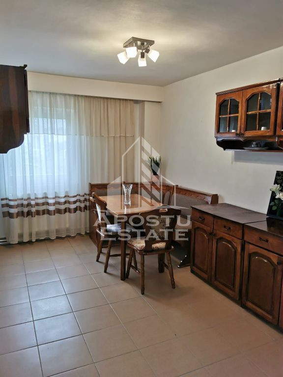 Apartament cu 4 camere ,centrala proprie , AC, zona Giroc...