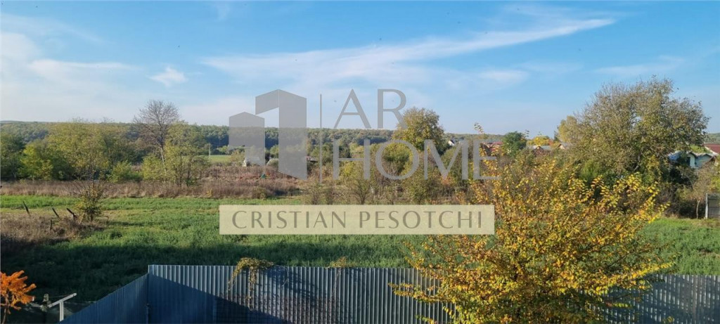 Teren intravilan 2054 mp, Comuna Plopu