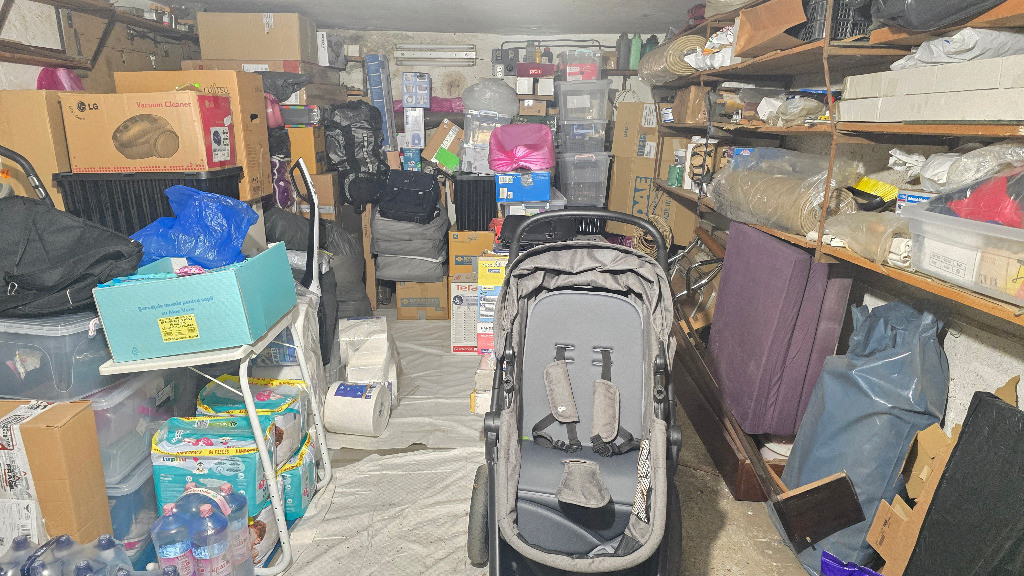 Vand apartament 3 camere decomandat, Deva cu GARAJ si BOXA sub bloc,