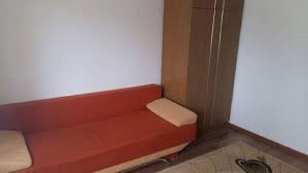 Garsoniera zona Granit