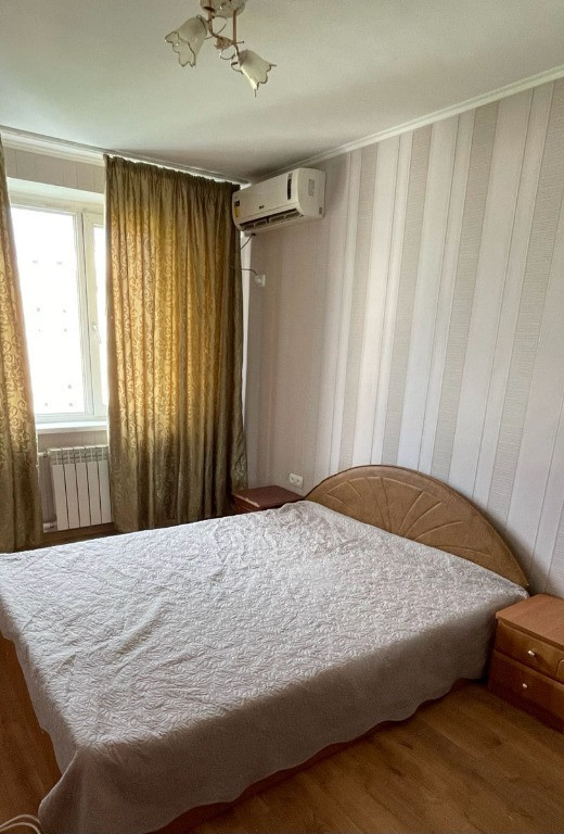 Apartament cu 2 camere in zona Universitate