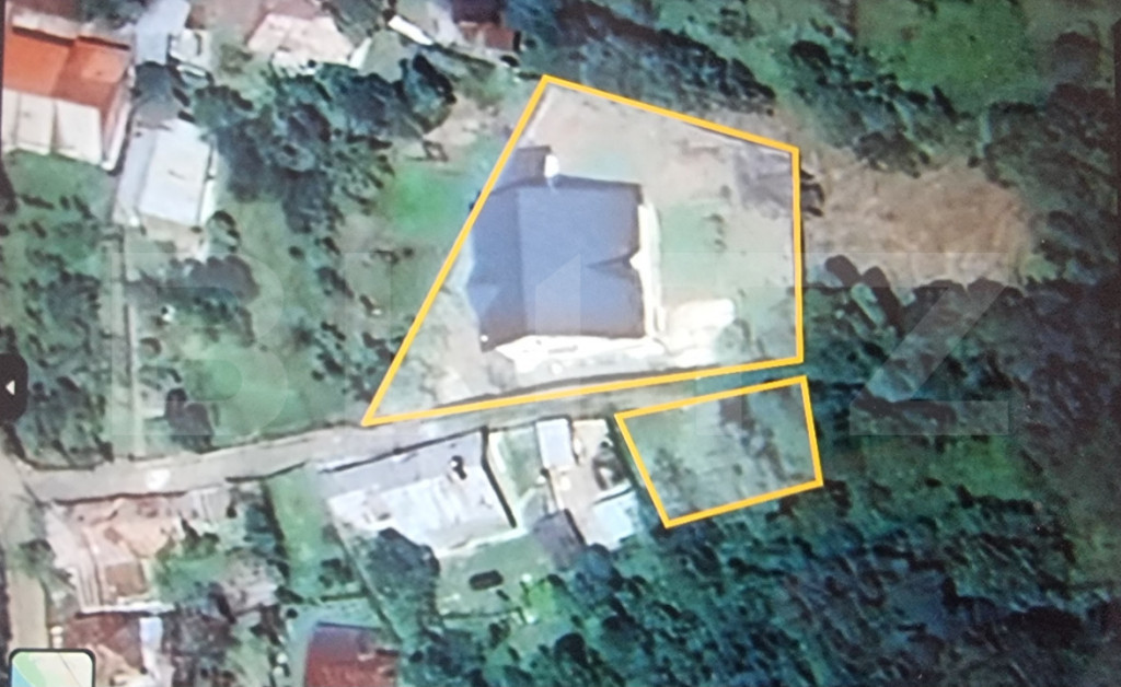 Casă spațioasă – ideală pentru reședință , casă de