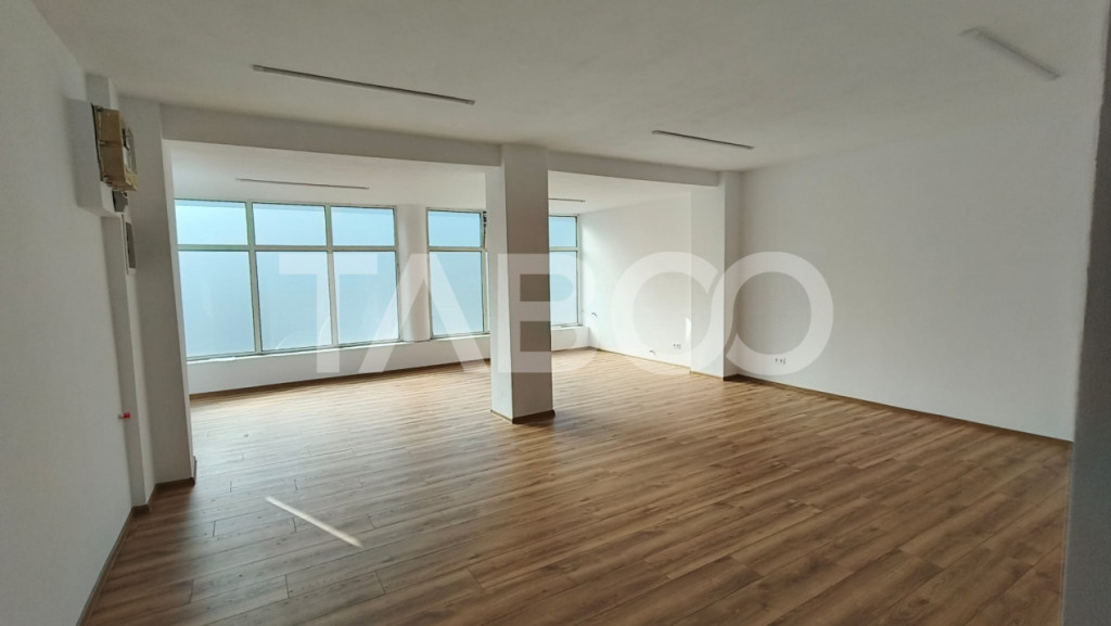 Spatiu comercial de inchiriat in Sebes zona centrala