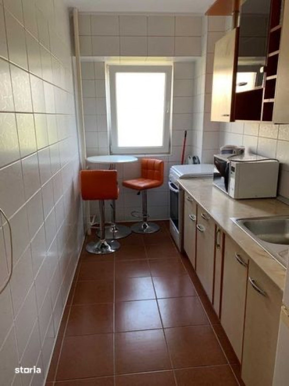 Vitan mall etaj 2 langa mall