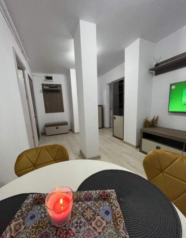 Apartament 3 camere de inchiriat zona Institutul de Marina,