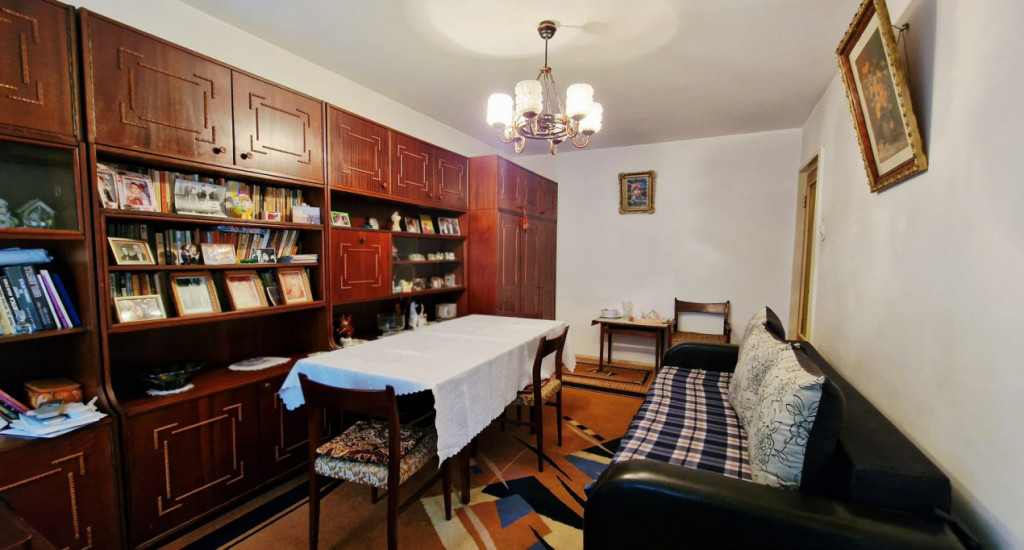 Apartament 3 camere Mosilor-VAV Vodafone, etaj 3, decomandat