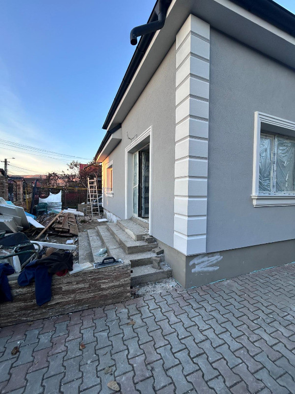 Spatiu comercial, zona Poligonului, Floresti