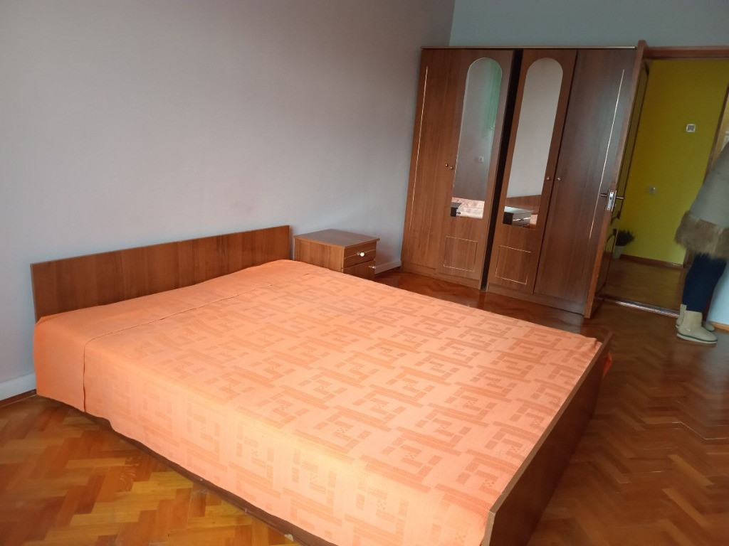 Garsoniera de inchiriat in zona Tei