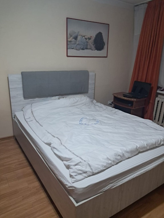 De inchiriat garsoniera in zona Tineretului