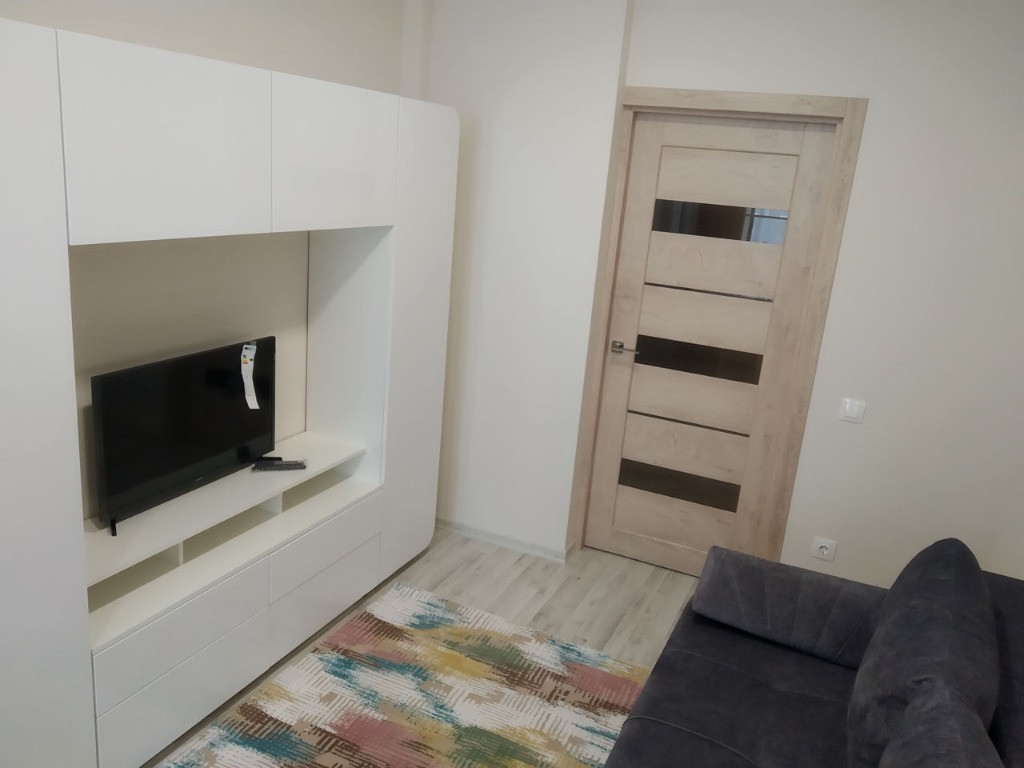 Garsoniera de inchiriat in zona Titan