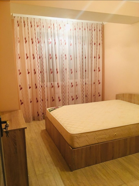 Garsoniera de inchiriat in zona Mall Vitan