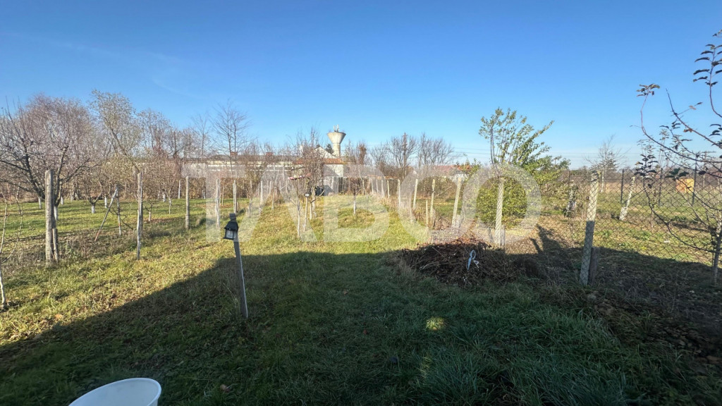 Casa individuala cu curte de 550 mp 4 camere 2 bai Cristian