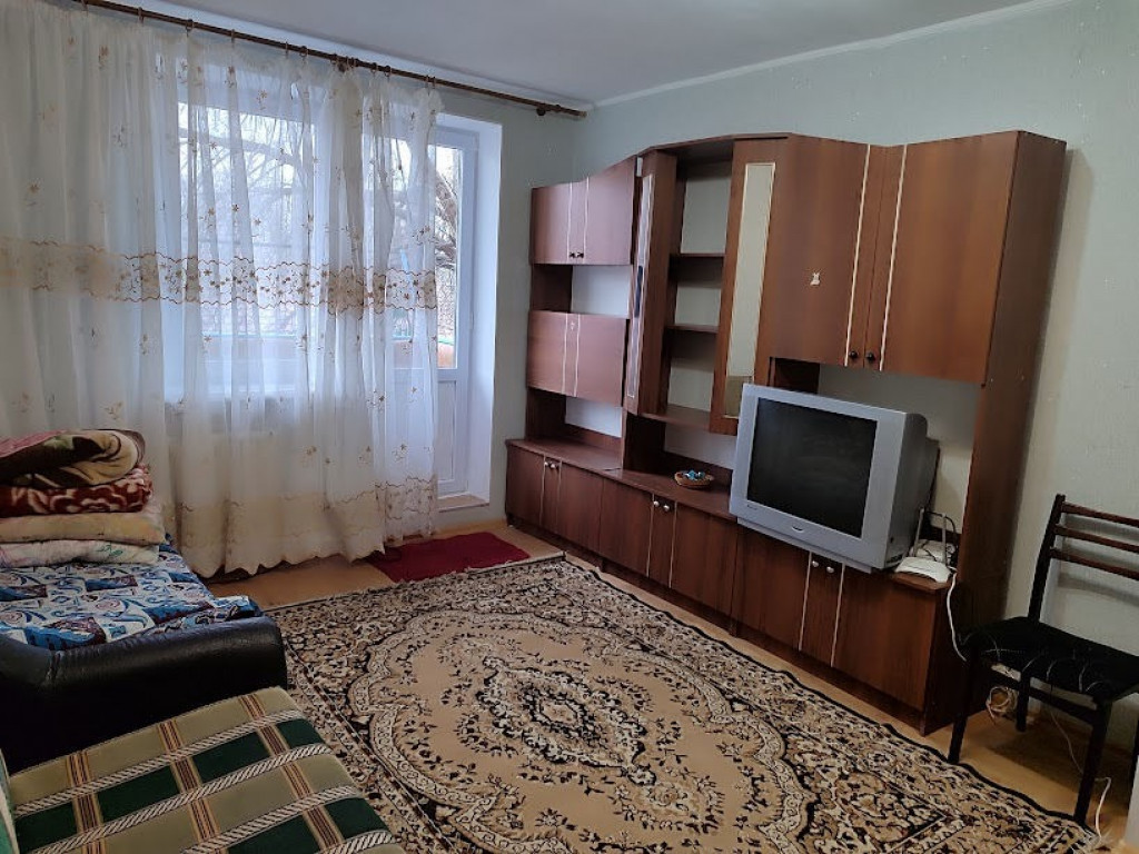 Garsoniera de inchiriat zona Universitate