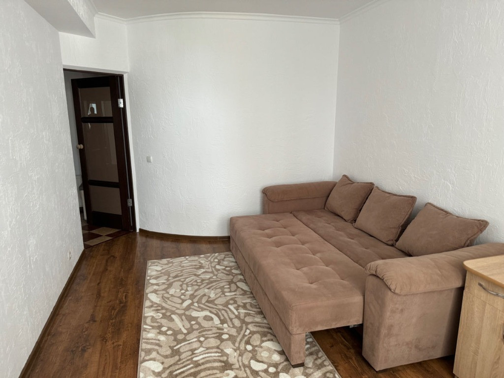 Garsoniera de inchiriat in zona Rahova